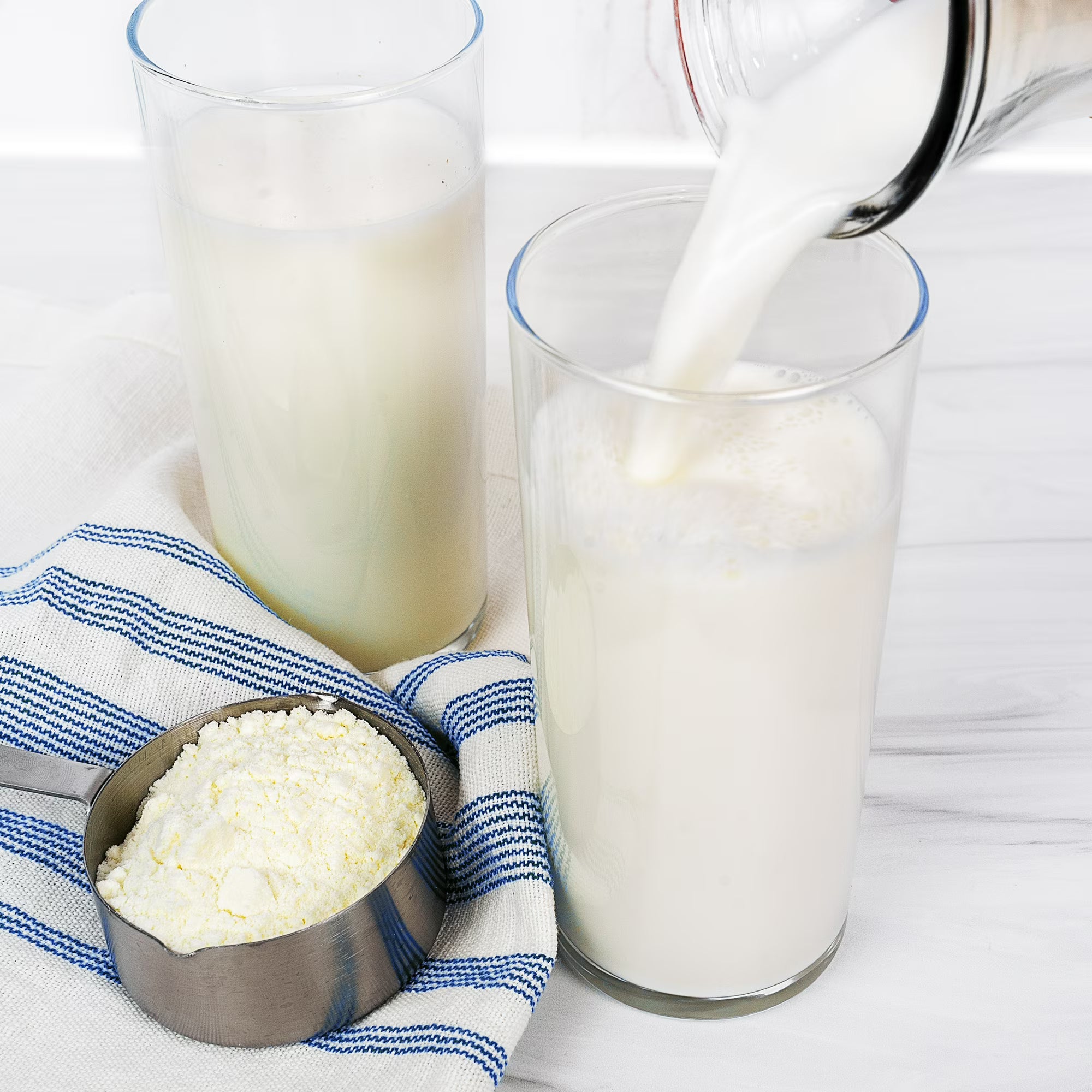Great Value Instant Dry Whole Milk, 39.5 oz Bag, Makes 8 Quarts, 32 Servings per Container